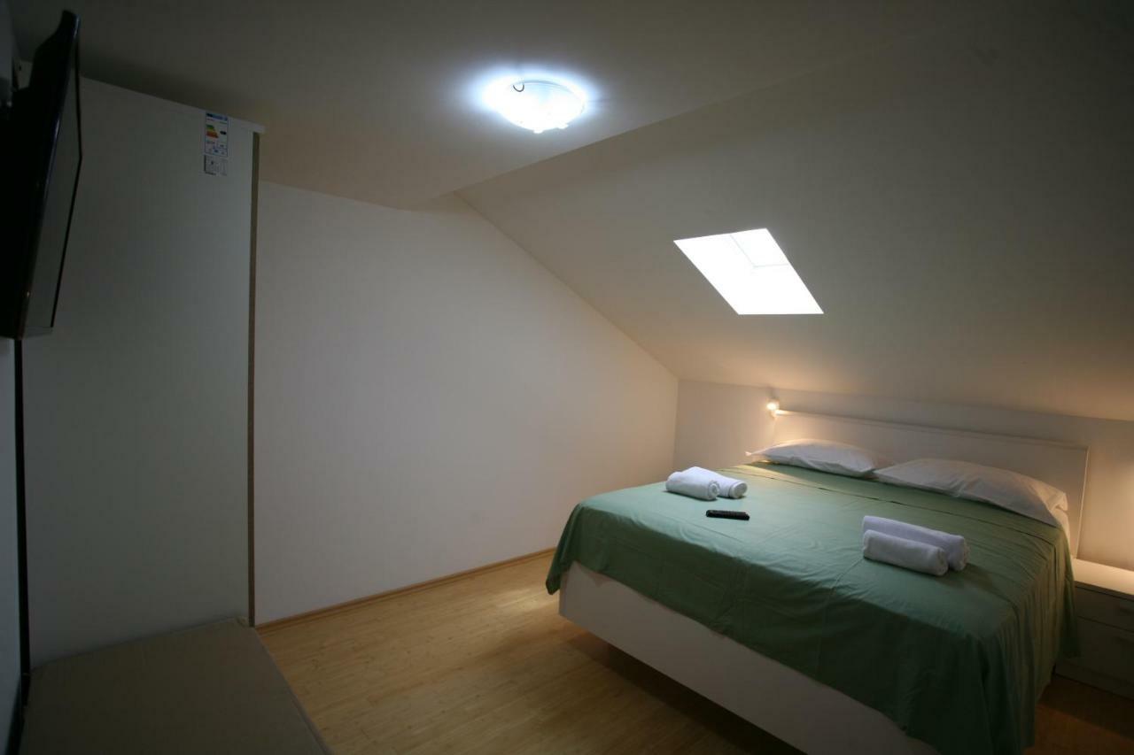 Apartment Beljan Трогир Екстериор снимка