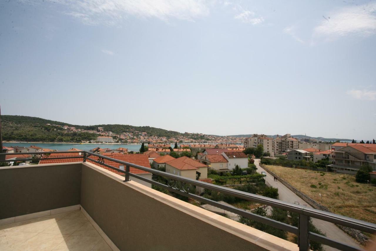 Apartment Beljan Трогир Екстериор снимка